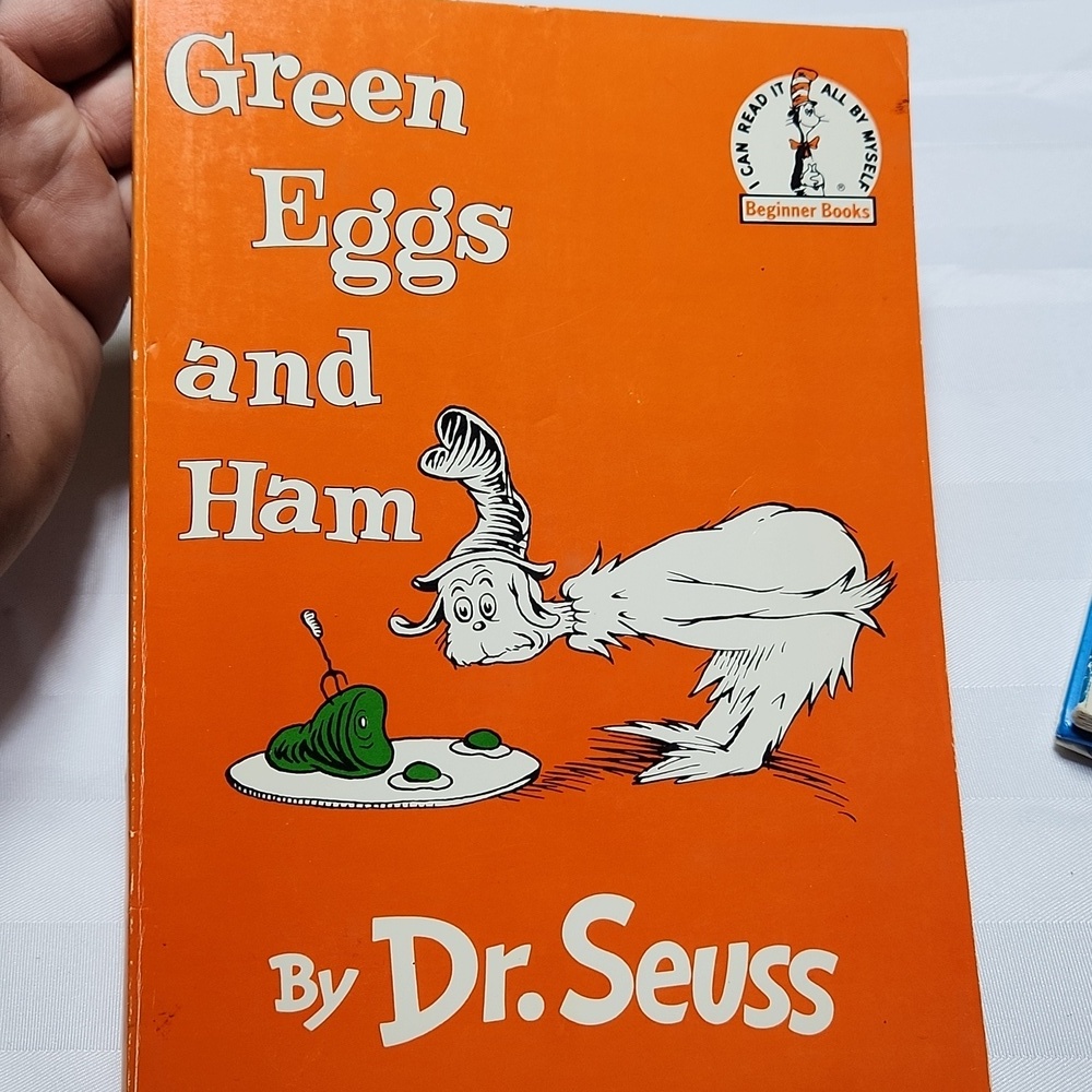 Dr. Seuss Colorful Book Trio - Red, Blue, White - Picture 2 of 8